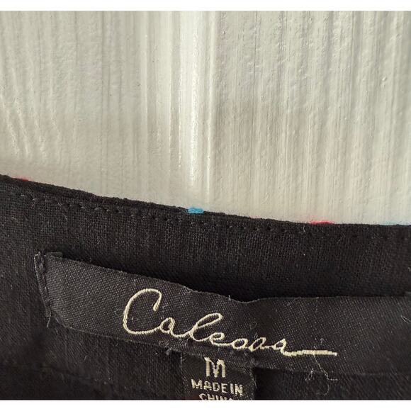 Calessa Women's Embroidered Floral Velvet Bell Sleeve Top Size Medium - Picture 8 of 13